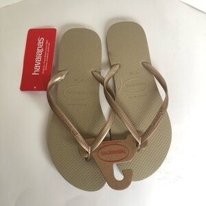 Havaianas Women's Light Gold Slim Flip Flop Thong Sandals Size 11/12 W